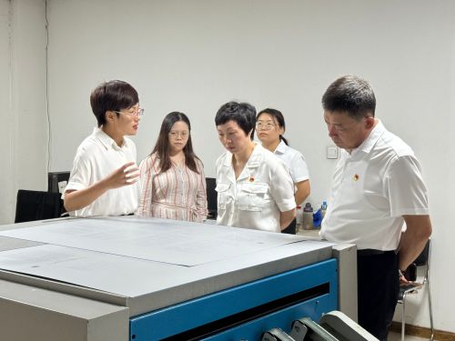 1724030143177659.jpg d688eaddfbd5291c9a1ceaa1a1da9d6.jpg